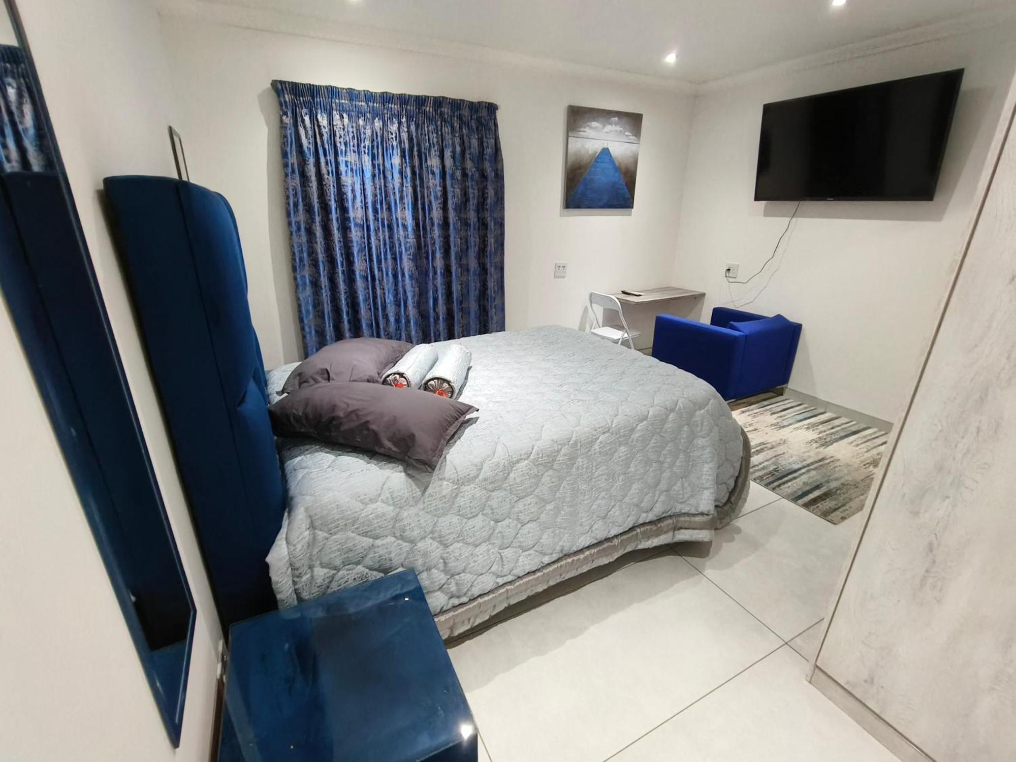 Appartamento In Town Vaal Vereeniging Esterno foto