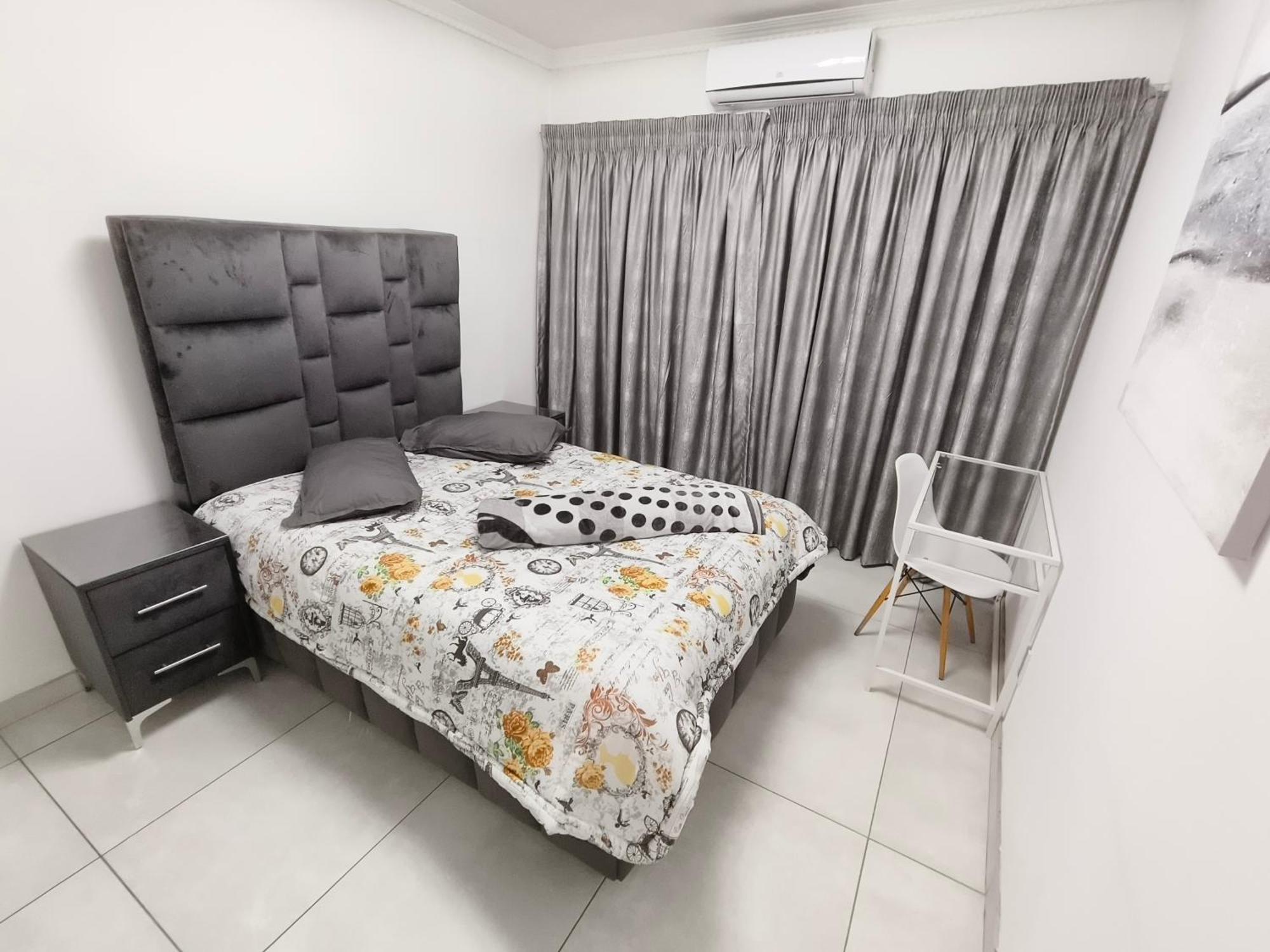 Appartamento In Town Vaal Vereeniging Esterno foto
